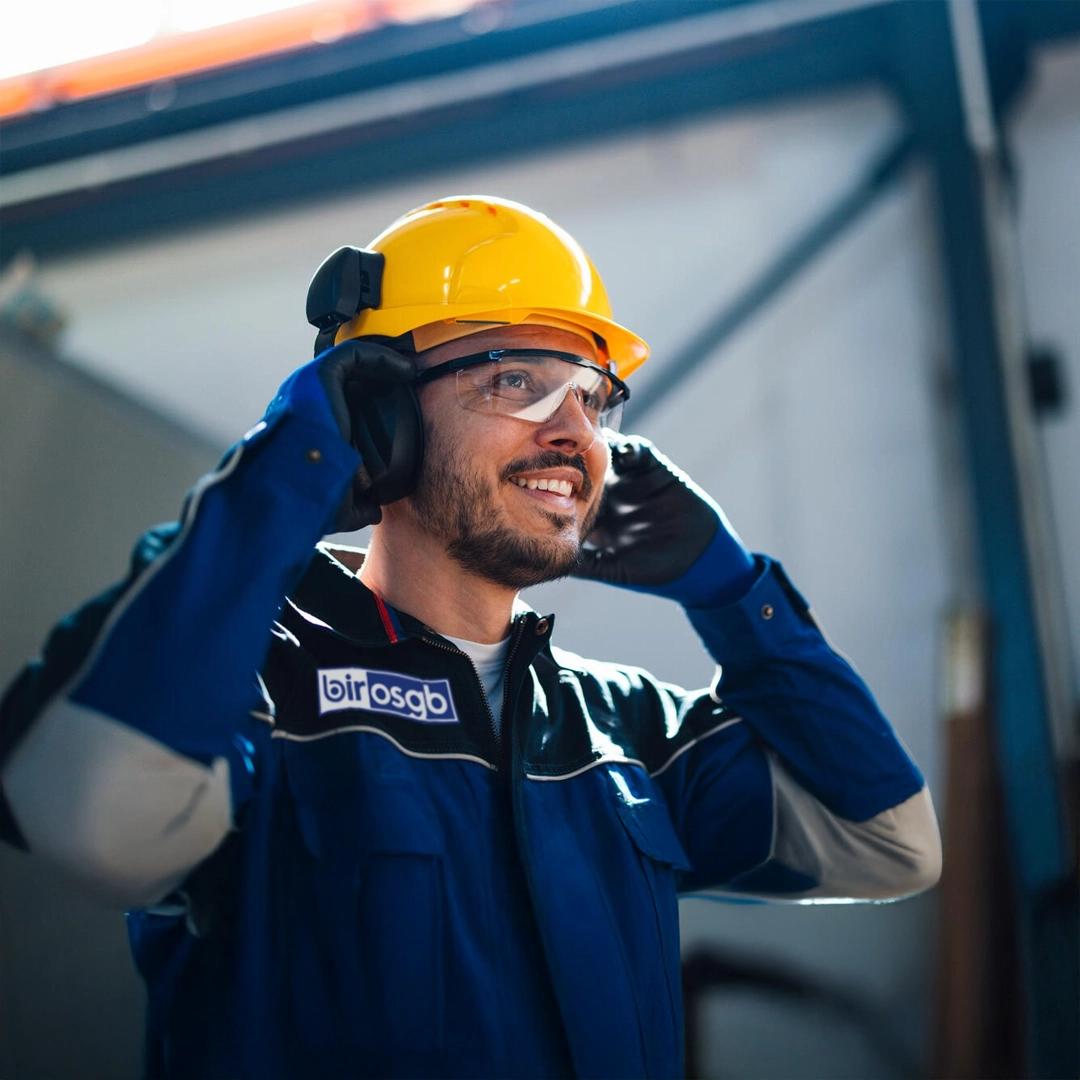 ankara-osgb-is-sagligi-guvenligi Ankara Çankaya Kızılay bölgesinde hizmet veren Bir OSGB ofis binası ve iş güvenliği ekibi